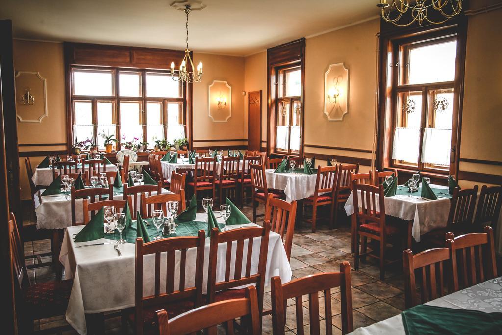 Borostyankert Etterem & Vendeghaz Hotel Sitke Екстериор снимка